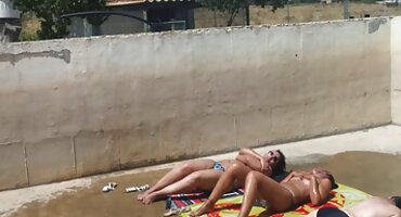 Lesbian hoàn toàn phim xxx18 nóng tóc vàng trước interracial làm tình