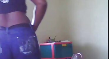 Sinh viên đã làm việc ra và fucked xxx gia dinh yummy