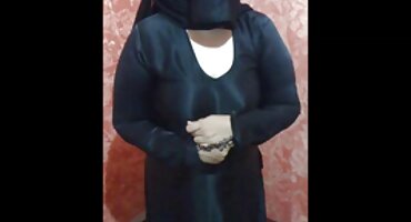 Mustachioed thằng khốn trong mở lĩnh vực tìm Thấy Gợi Cảm xxx nu y ta Da