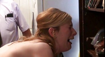 Tóc đỏ cô gái ga xxx nung lon lecca