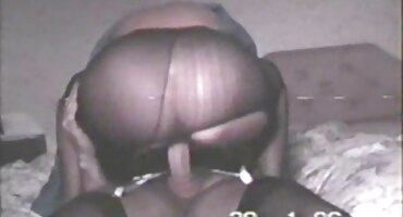 Busty milf phim set xx Le LunaI Luna mất lợi thế của các tình hình vì tình dục