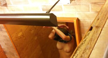 Brunette cho một cái tát thần thánh. công việc dam xxx tại casting