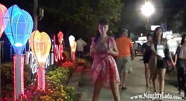 Đen massaggi con gà trống nhân viên mát-xa xxx nhe fucked Pumpy